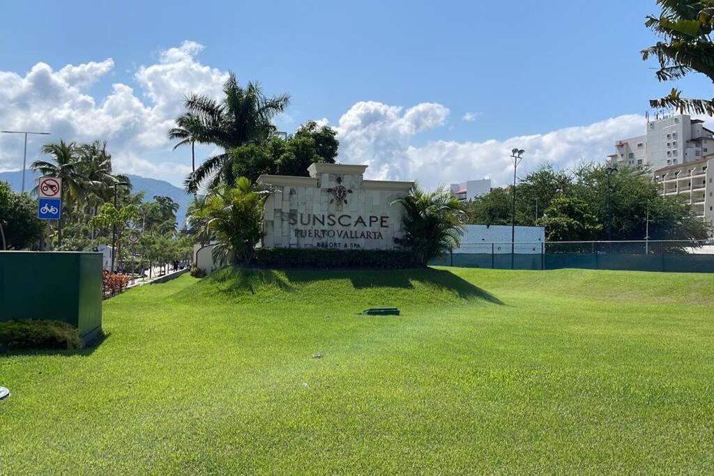 Beachfront View Condo Beside La Isla Mall Puerto Vallarta Luaran gambar