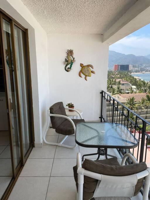 Beachfront View Condo Beside La Isla Mall Puerto Vallarta Luaran gambar