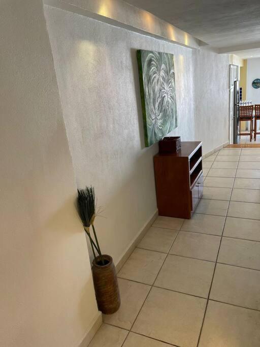 Beachfront View Condo Beside La Isla Mall Puerto Vallarta Luaran gambar