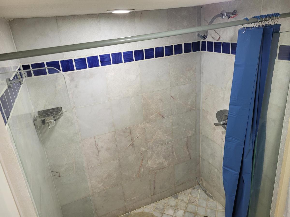 Beachfront View Condo Beside La Isla Mall Puerto Vallarta Luaran gambar