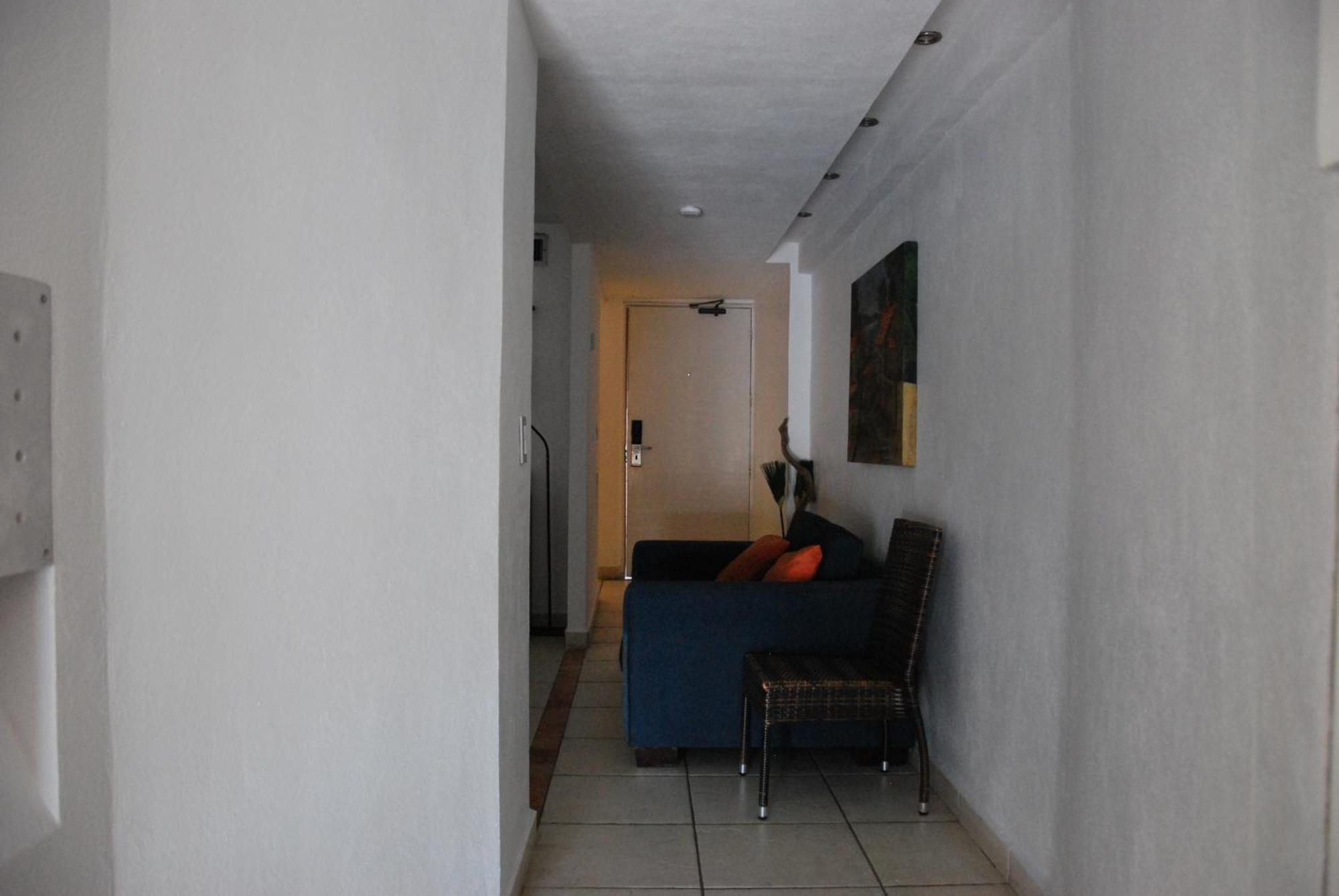 Beachfront View Condo Beside La Isla Mall Puerto Vallarta Luaran gambar